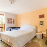 Giolù * Magazzini (Tuscany)