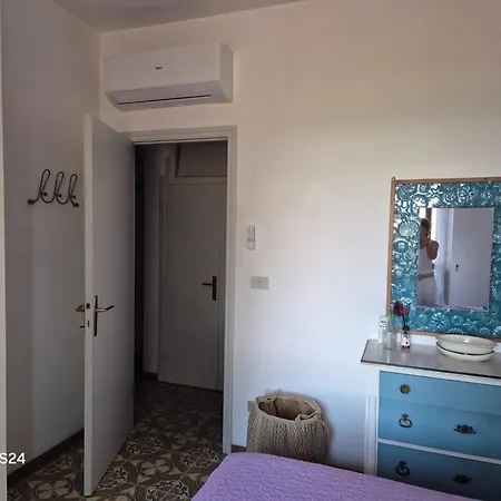 Giolu A Pochi Passi Dal Mare Apartment Magazzini (Tuscany)