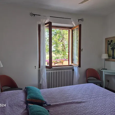 Apartment Giolu A Pochi Passi Dal Mare Magazzini (Tuscany)